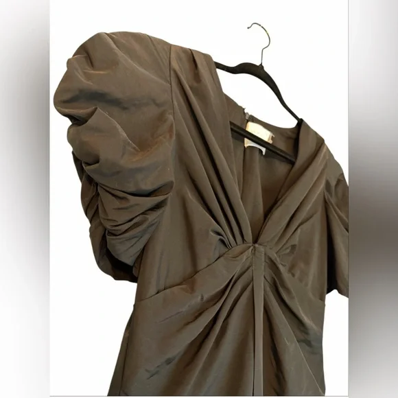 Tuckernuck Hyacinth Black Tinsley Puff Sleeve Mini Dress -  www.disolcolor.com
